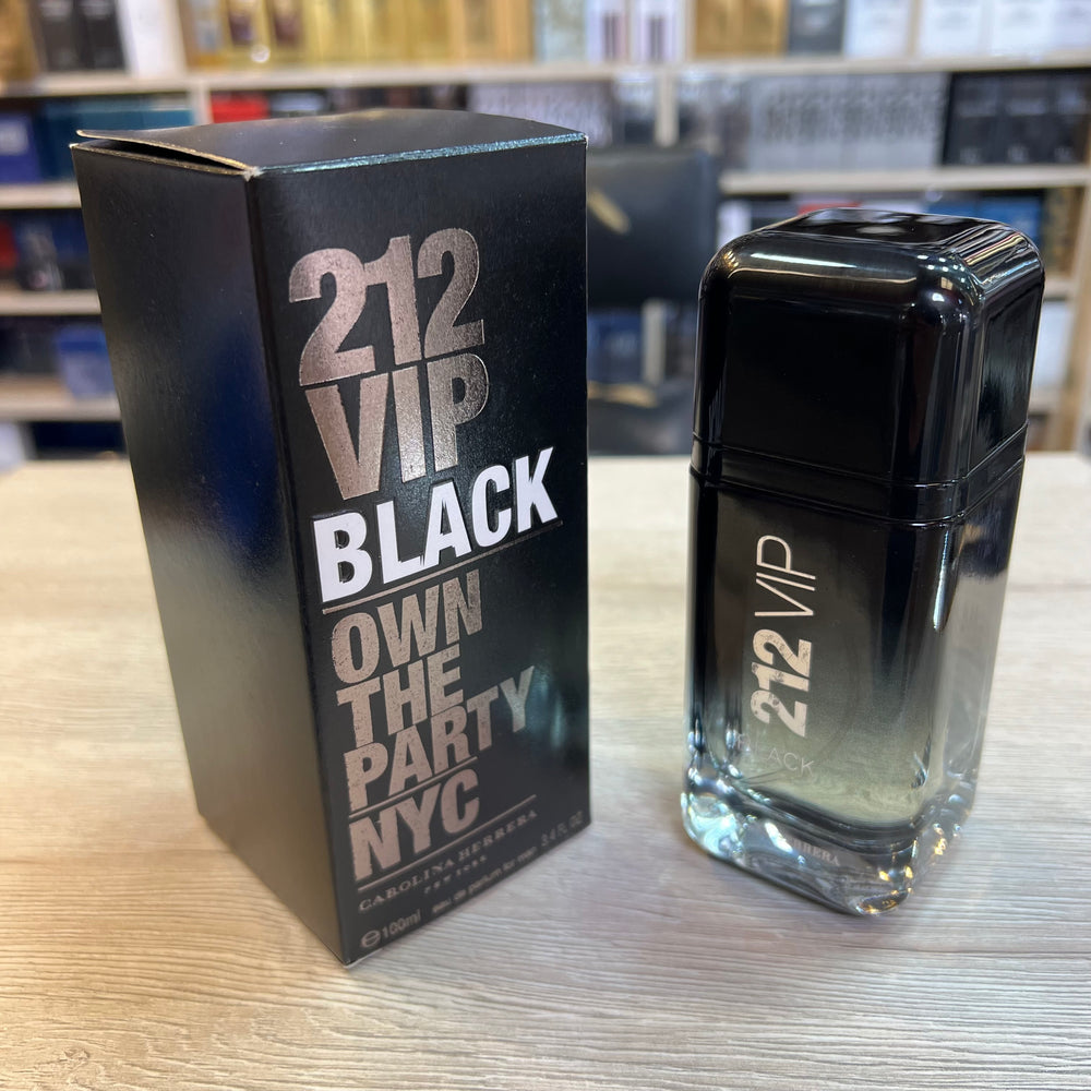 
                  
                    212 VIP BLACK CAROLINA HERRERA
                  
                