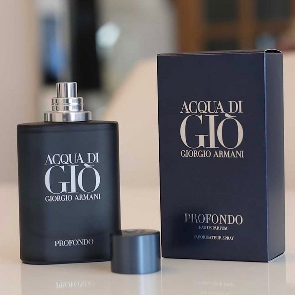 
                  
                    ACQUA DI GIÒ PROFONDO GIORGIO ARMANI
                  
                