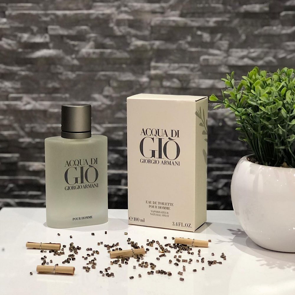 
                  
                    ACQUA DI GIO GIORGIO ARMANI
                  
                