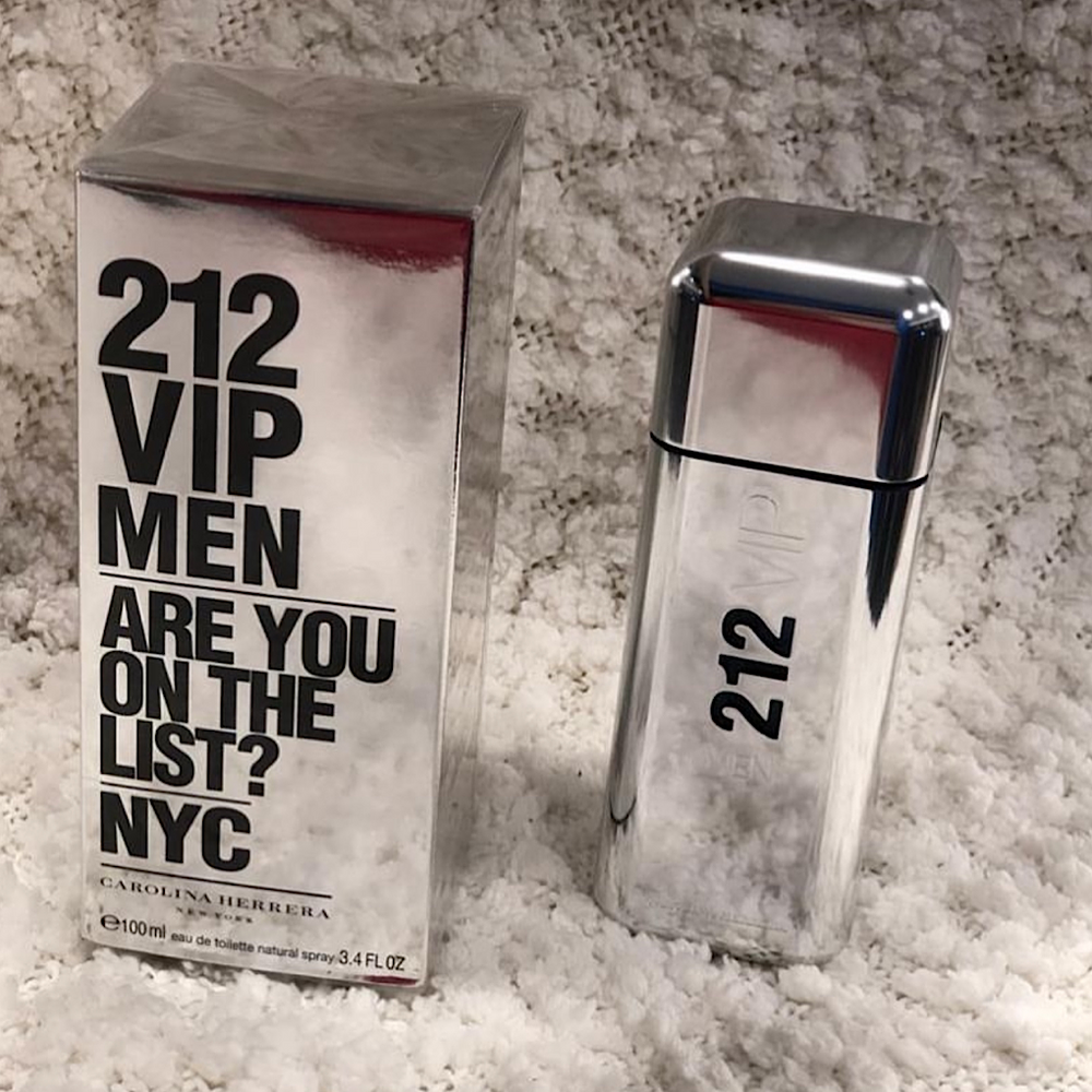 
                  
                    212 VIP MEN CAROLINA HERRERA
                  
                