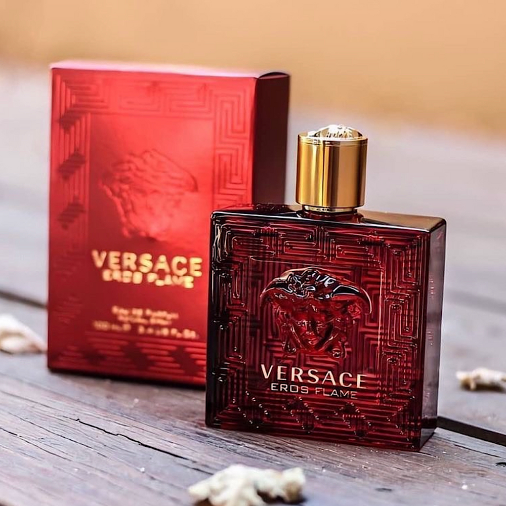 
                  
                    EROS FLAME VERSACE
                  
                